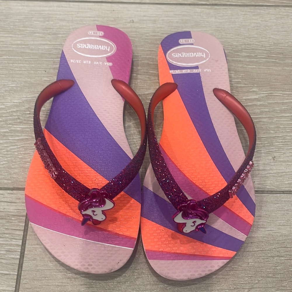 Havaianas girls size 3/4 flip flops unicorn 🦄